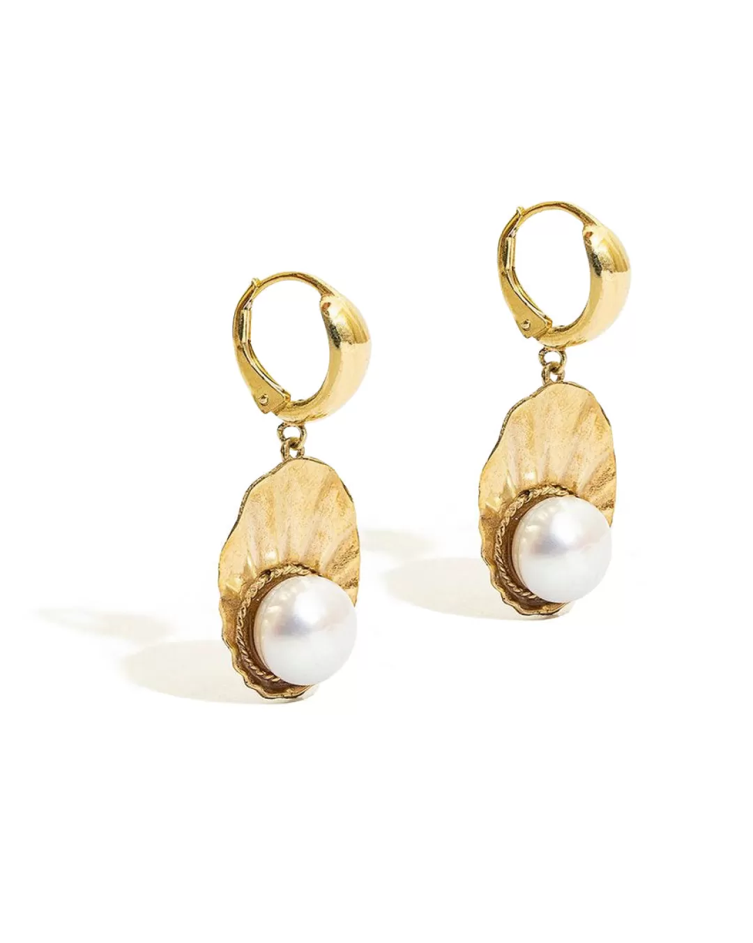 Women Liase Crown Shell Earrings With Pearls